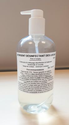 D�tergent d�sinfectant des locaux 